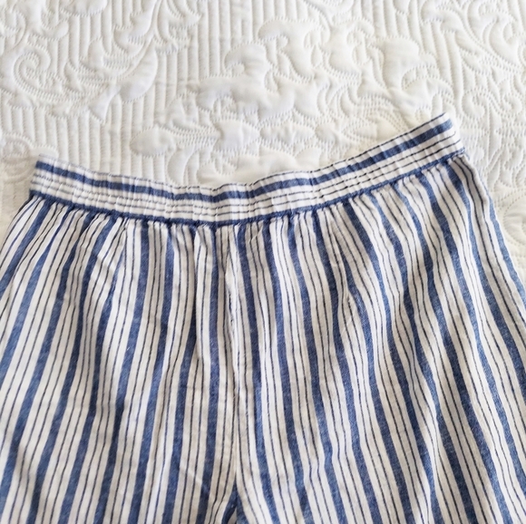 beachlunchlounge Bennett Linen Blend Cropped Pants with Pockets - Picture 7 of 13